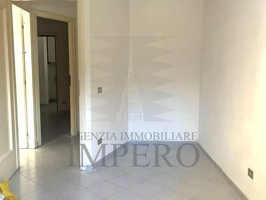 Immagine 17 di Locale commerciale in vendita  in Via Colonnello Aprosio 105 a Vallecrosia