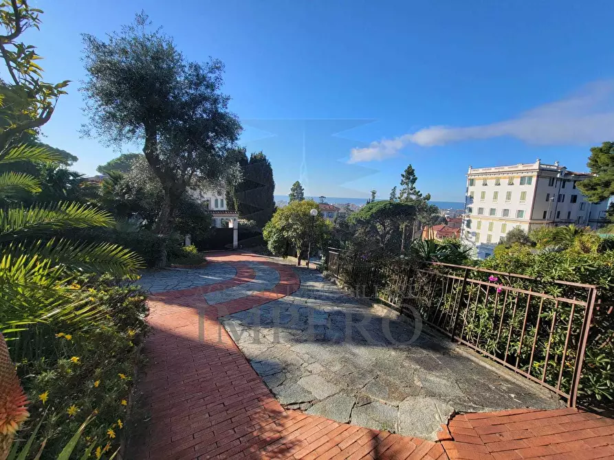 Immagine 28 di Villa in vendita  in Via Vincenzo Gioberti 11 a Bordighera