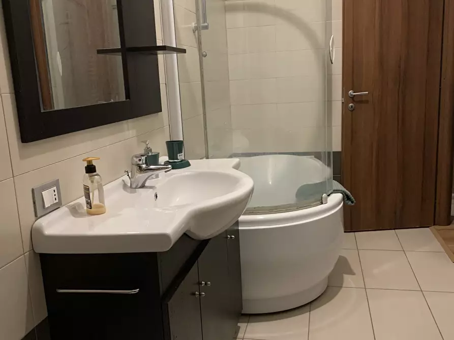 Immagine 19 di Trilocale in affitto  a Francavilla Al Mare