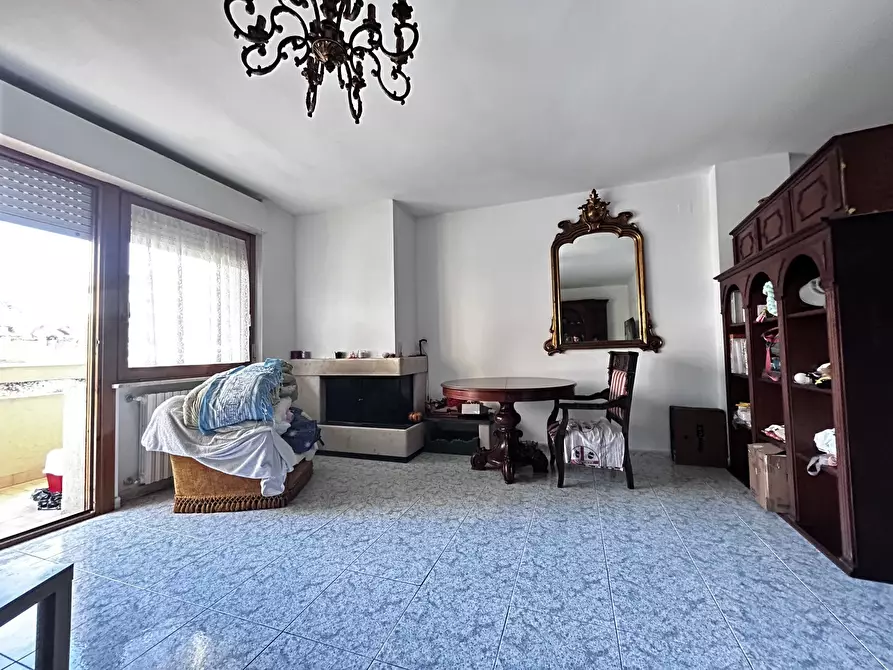 Immagine 5 di Pentalocale in vendita  in Viale Maiella 23/A a Francavilla Al Mare