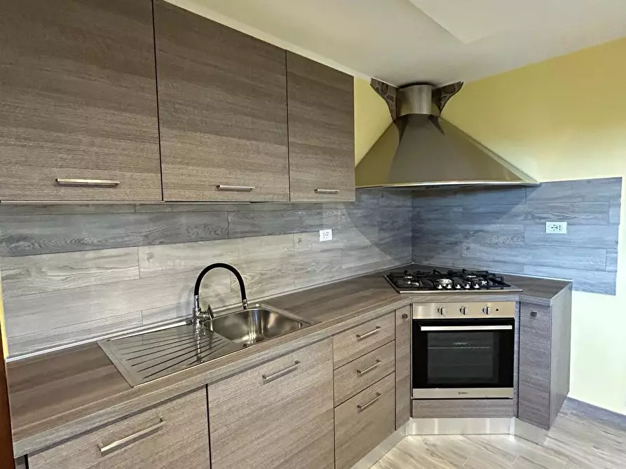 Immagine 7 di Casa indipendente in vendita  in VIALE MAIELLA a Chieti