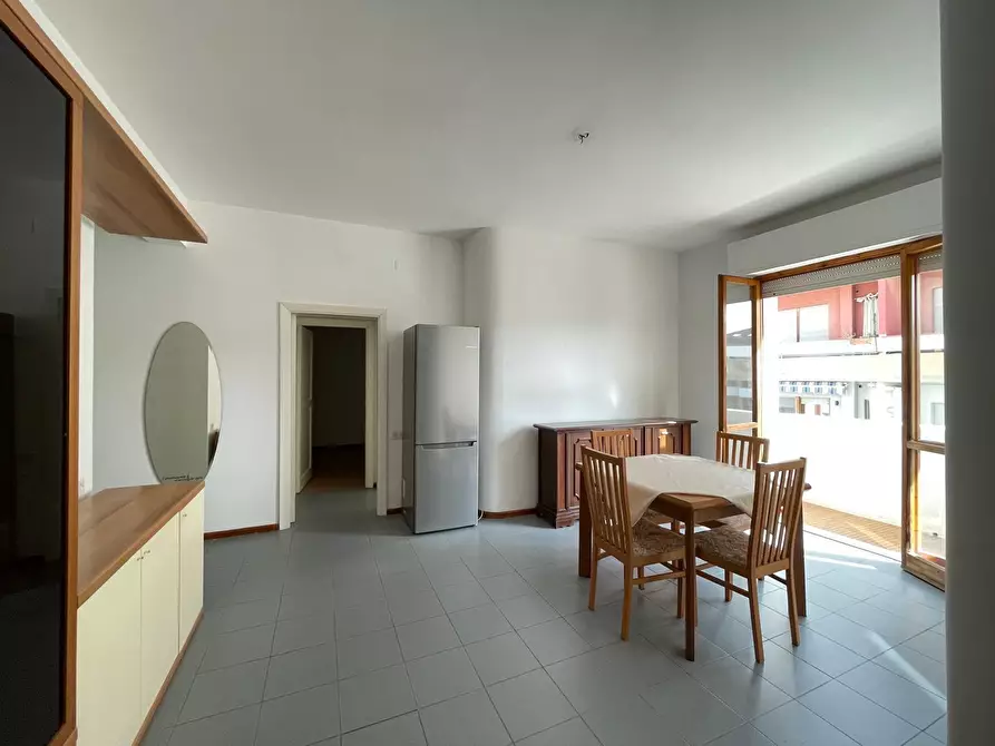 Immagine 5 di Quadrilocale in affitto  in Viale Maiella 23/A a Francavilla Al Mare