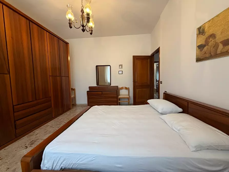 Immagine 11 di Quadrilocale in affitto  in Viale Maiella 23/a a Francavilla Al Mare