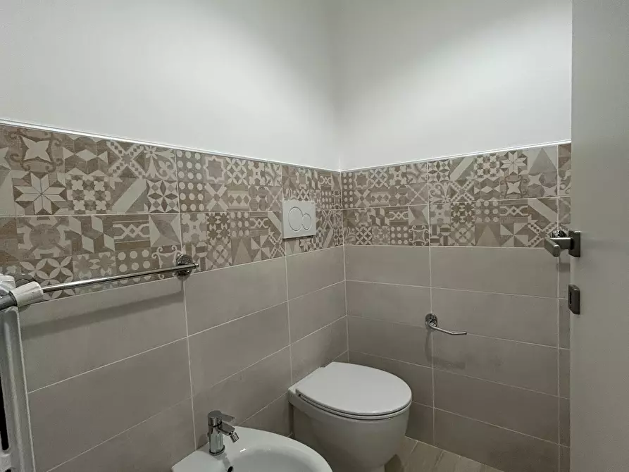 Immagine 13 di Quadrilocale in affitto  in Viale Maiella 23/A a Francavilla Al Mare