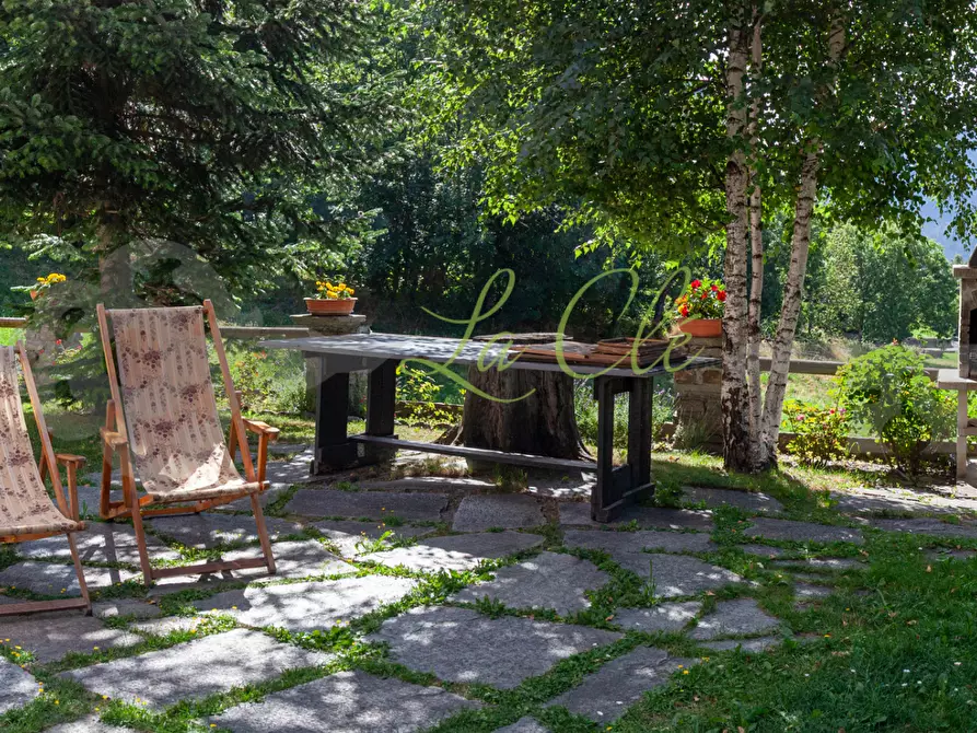 Immagine 22 di Quadrilocale in affitto  in Avenue Dent du Geant 31 a Pre'-Saint-Didier