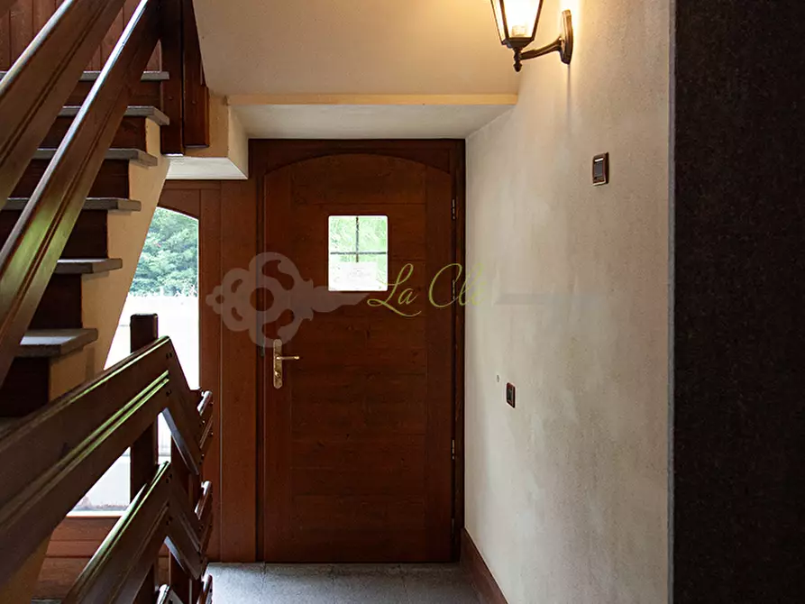 Immagine 17 di Bilocale in vendita  in Rue du Mont Blanc 2 a Morgex