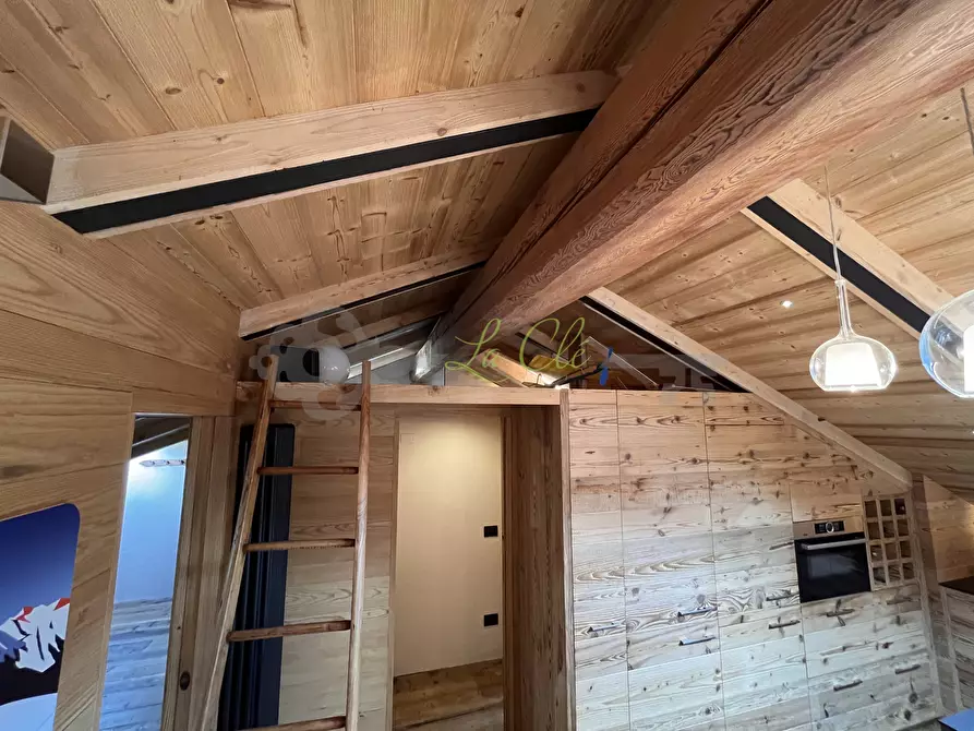 Immagine 13 di Trilocale in affitto  a Courmayeur