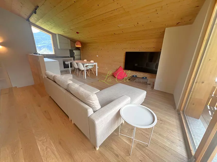 Immagine 1 di Trilocale in affitto  a Pre'-Saint-Didier