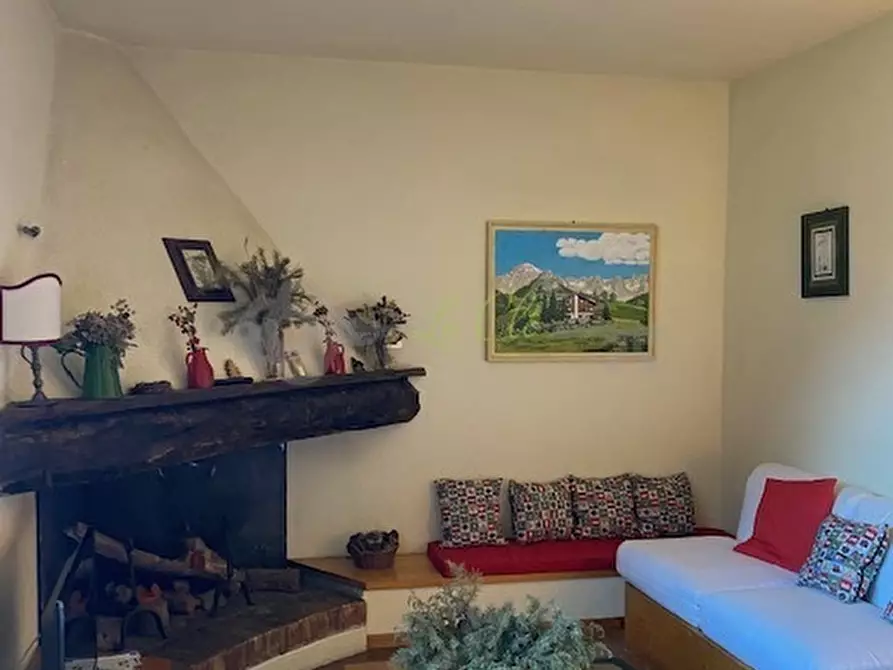 Immagine 2 di Trilocale in affitto  a Pre'-Saint-Didier