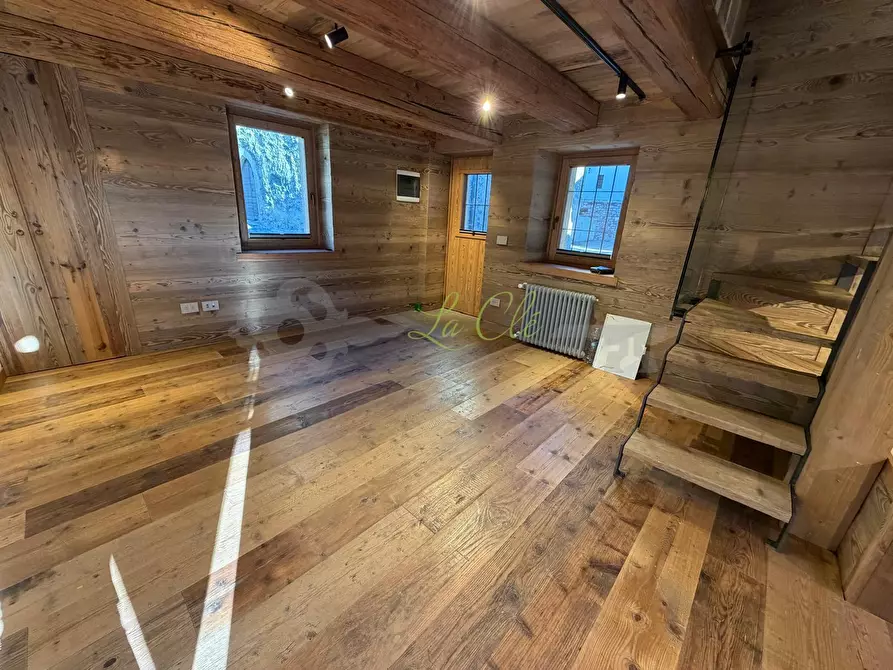 Immagine 5 di Trilocale in vendita  in Via Passerin D'Entreves 11 a Courmayeur