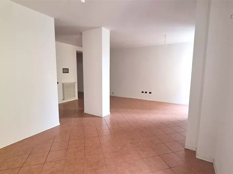 Immagine 5 di Ufficio in affitto  in Piazza Giuseppe Garibaldi 16/a a Langhirano