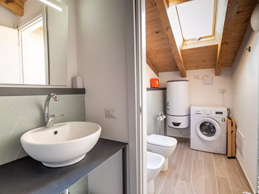 Immagine 13 di Porzione di casa in vendita  in Via Passo del Lupo 3/5 a Sestola