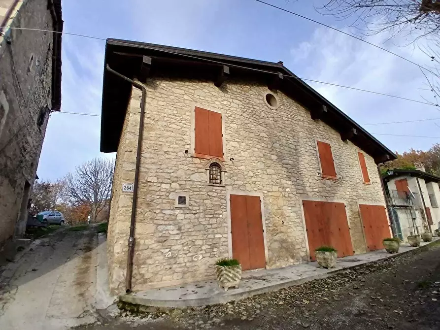 Immagine 3 di Rustico / casale in vendita  in Via I Maggio 381 a Guiglia