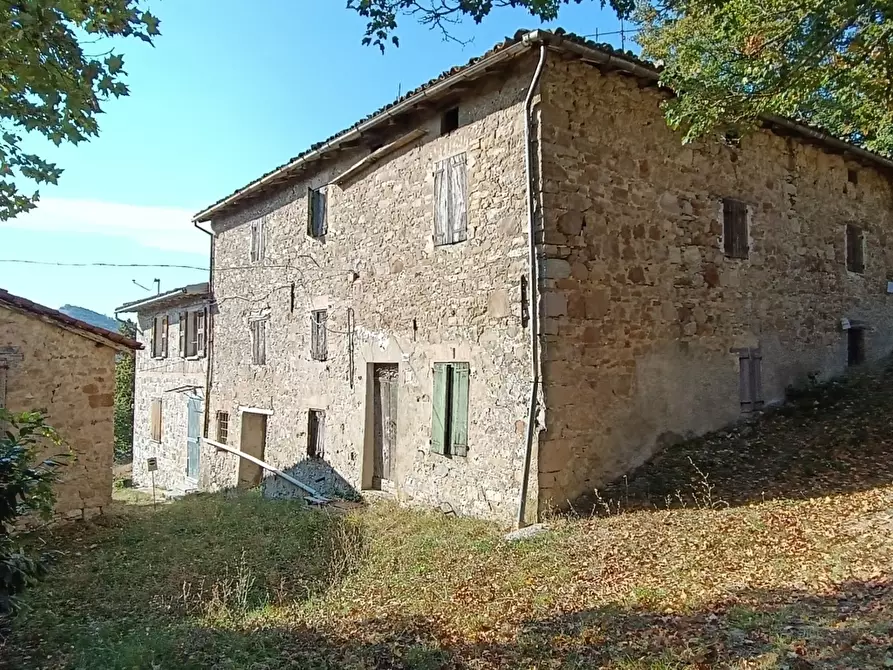 Immagine 1 di Rustico / casale in vendita  in Piazza XV Agosto 46 a Valsamoggia