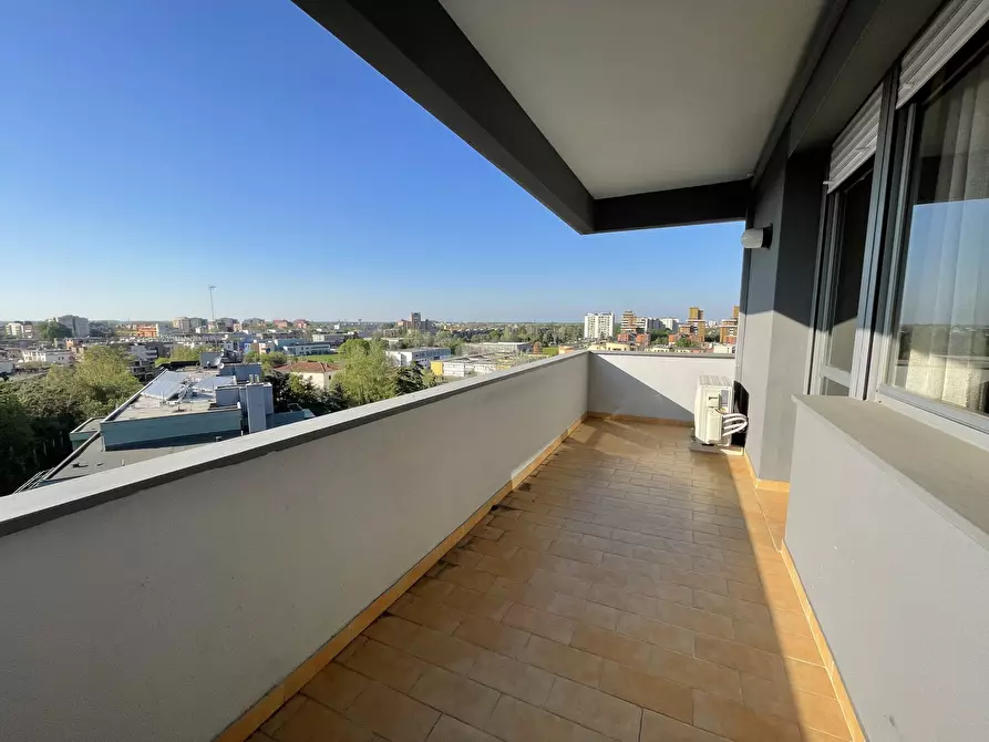 Immagine 8 di Trilocale in vendita  in Via Guido Baccelli a Modena