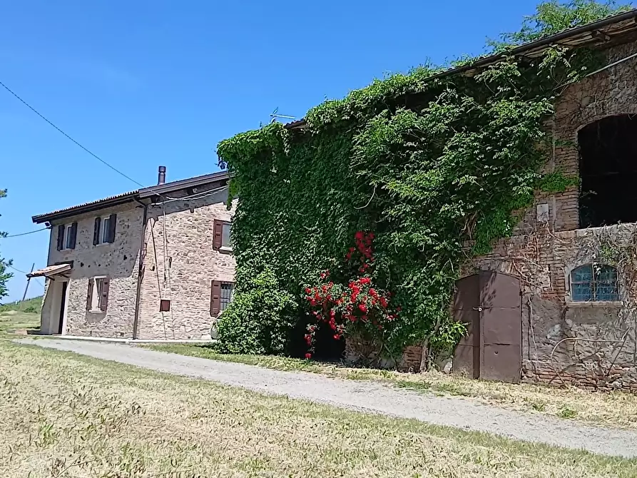 Immagine 47 di Rustico / casale in vendita  in Via Rio Monteorsello 548 a Valsamoggia