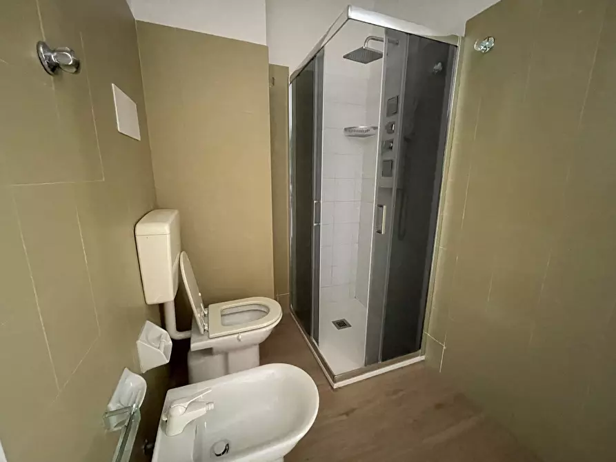 Immagine 22 di Trilocale in vendita  in Via Guido Baccelli a Modena