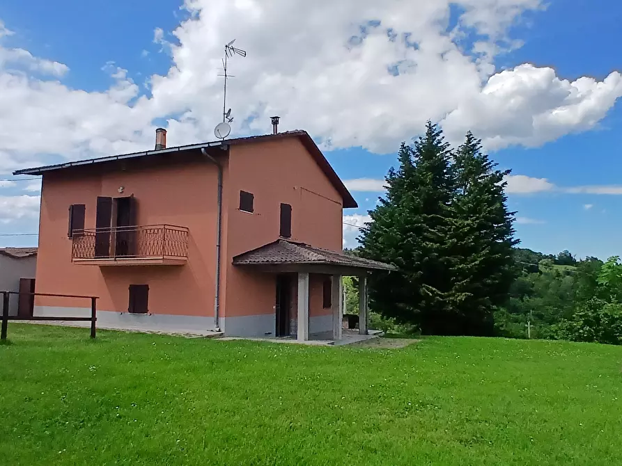 Immagine 9 di Rustico / casale in vendita  in Via Secchiano 1767 a Valsamoggia