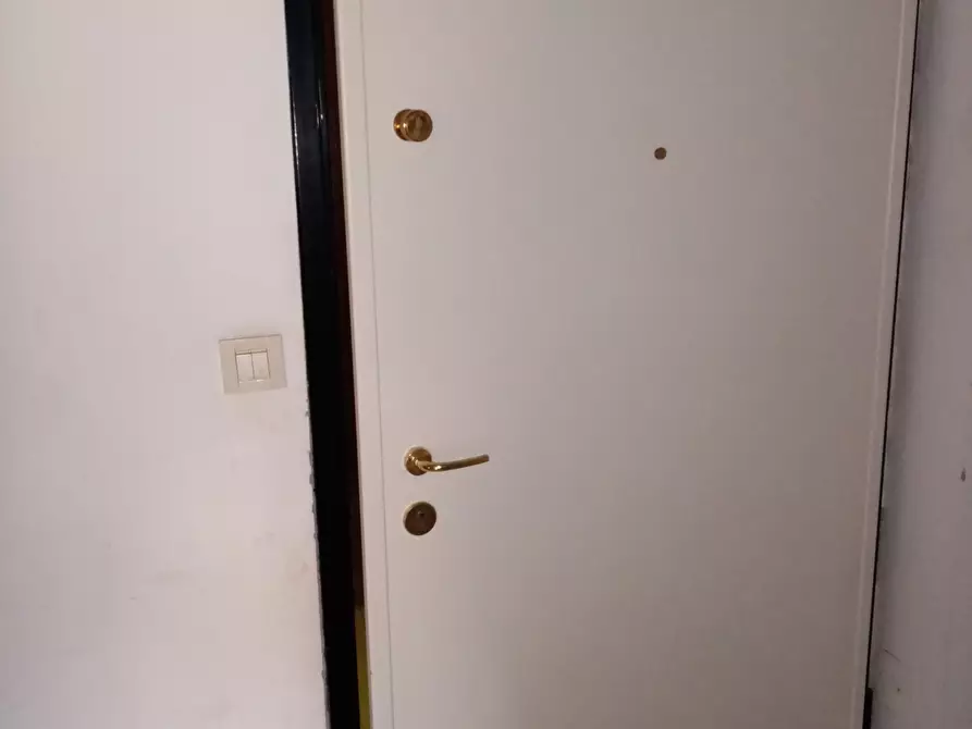 Immagine 4 di Quadrilocale in vendita  in Via Giuseppe Riccardi 2 a Terni