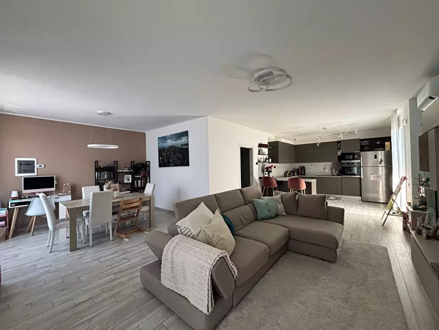 Immagine 4 di Casa bifamiliare in vendita  a Rovigo
