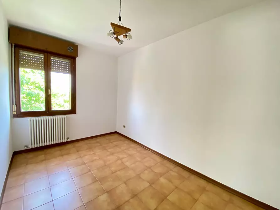 Immagine 15 di Trilocale in affitto  in via incao a Rovigo