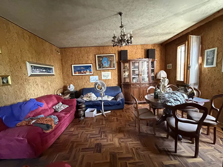 Immagine 9 di Casa indipendente in vendita  in Via Fossello a Lendinara