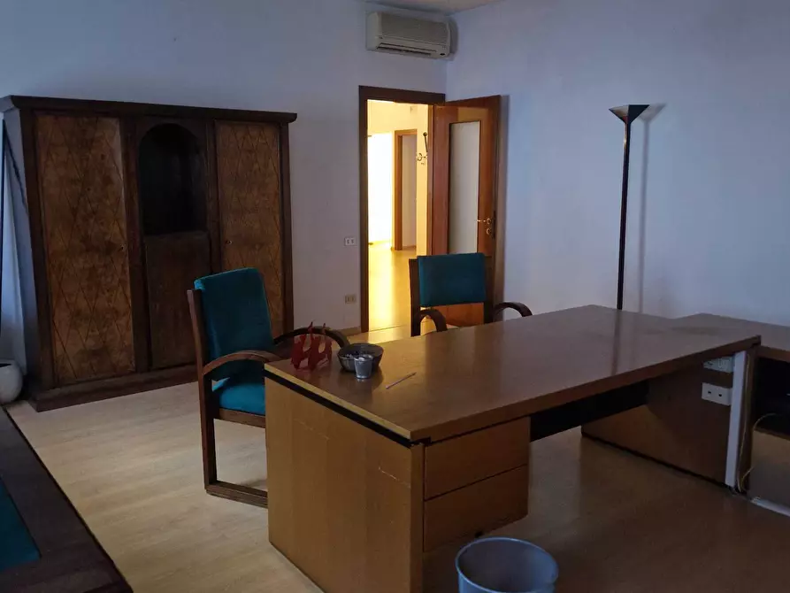 Immagine 4 di Trilocale in vendita  a Rovigo