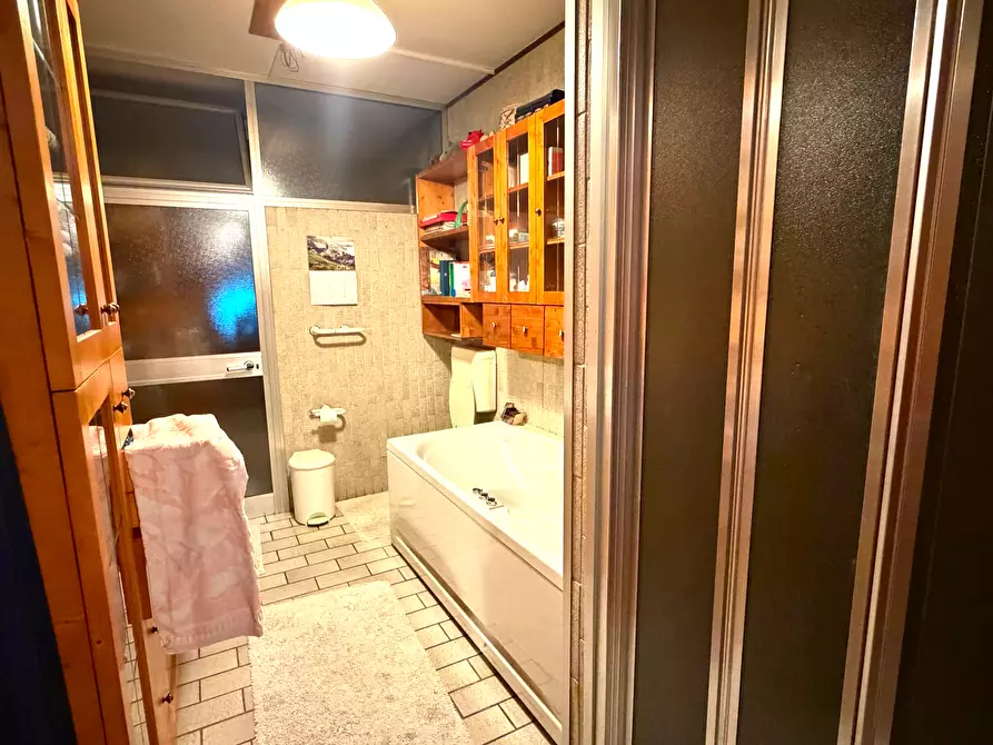 Immagine 8 di Casa indipendente in vendita  a Rovigo