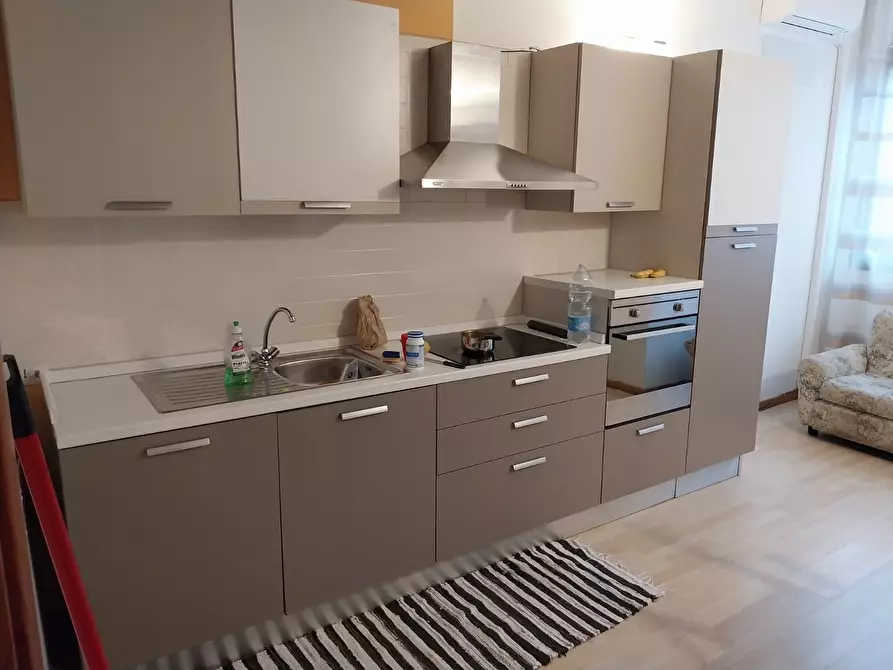 Immagine 9 di Ufficio in vendita  a Rovigo