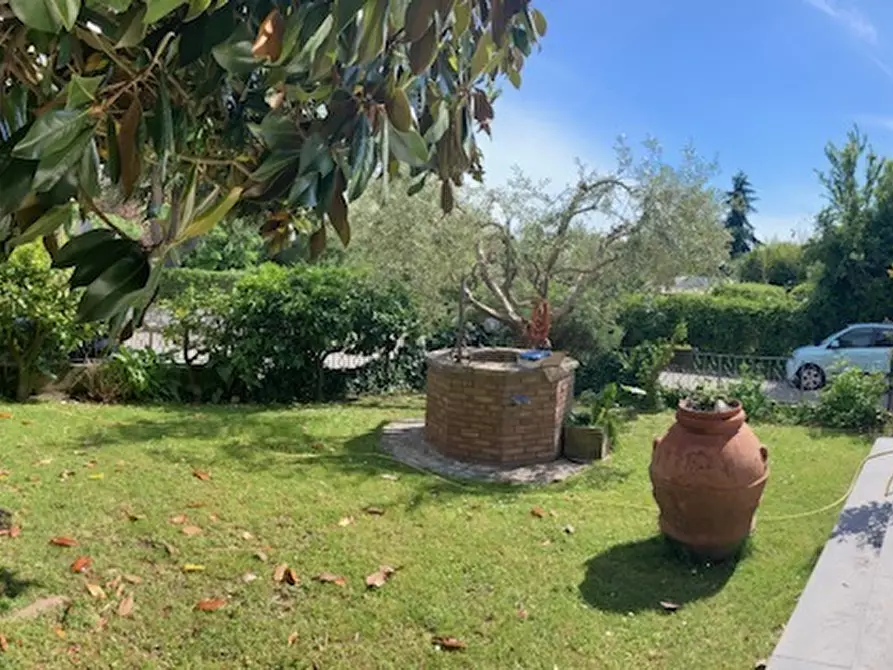 Immagine 24 di Appartamento in vendita  a San Giuliano Terme