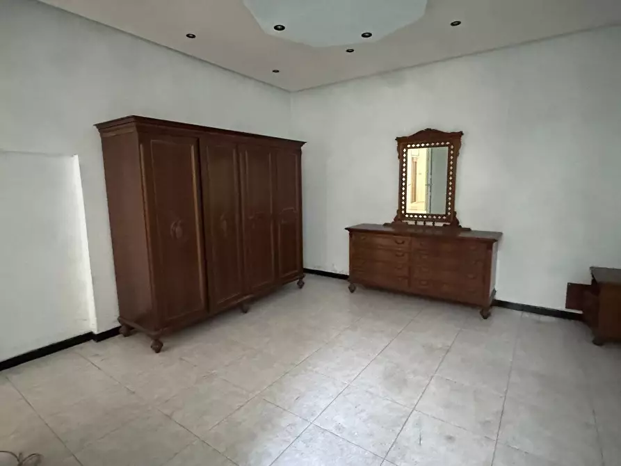 Immagine 15 di Trilocale in vendita  in Via Ghezzi a Monopoli