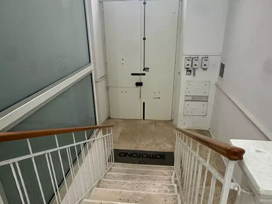 Immagine 4 di Trilocale in vendita  in Via Ghezzi a Monopoli