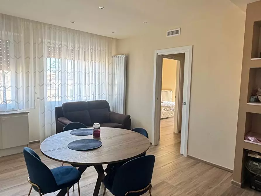 Immagine 3 di Appartamento in vendita  in Via Pasquale Camicia a Monopoli