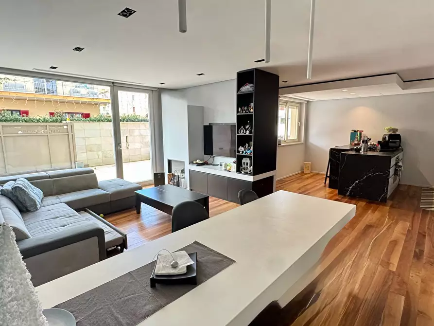 Immagine 4 di Trilocale in vendita  in via don minzoni a Monopoli