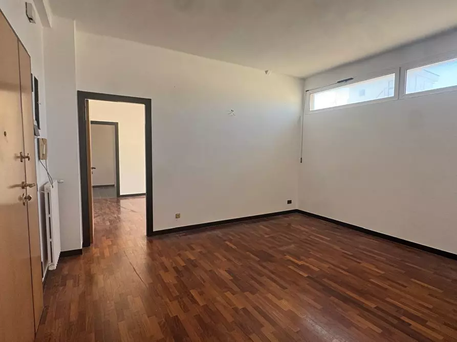 Immagine 3 di Trilocale in vendita  in Via Fratelli Bandiera a Monopoli