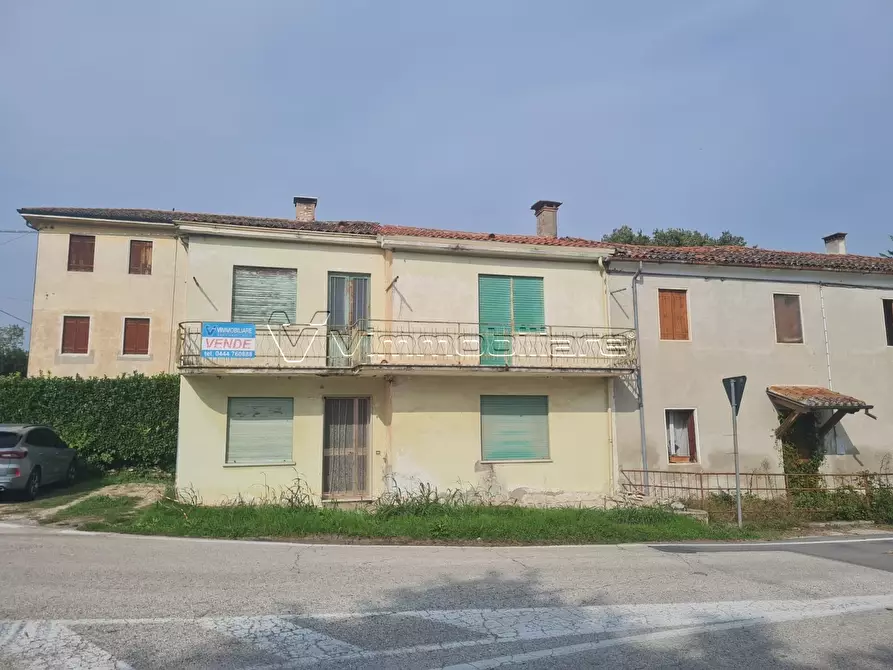 Immagine 1 di Casa bifamiliare in vendita  in via fornace 8 a Villaga