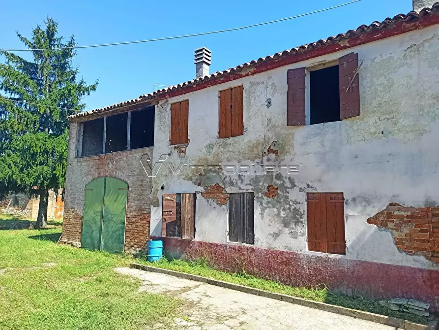 Immagine 1 di Porzione di casa in vendita  in Via Roma a Borgo Veneto