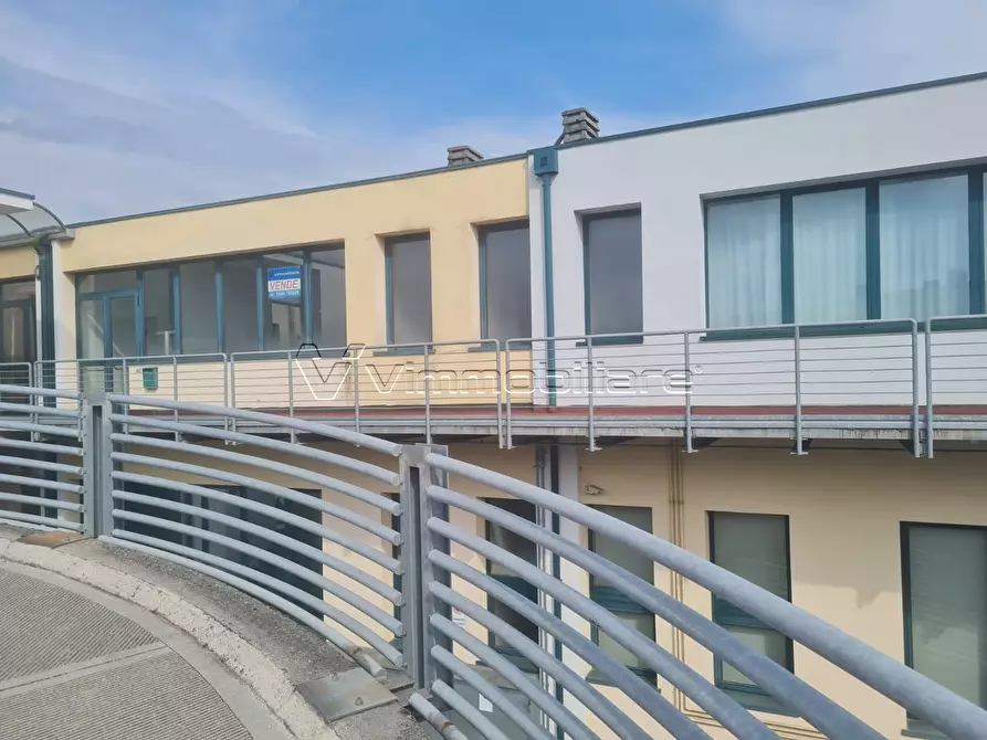 Immagine 4 di Laboratorio in vendita  in via ponticelli 144 a Agugliaro