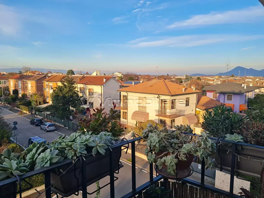 Immagine 34 di Quadrilocale in vendita  in viale Ungheria 32/6 a Noventa Vicentina