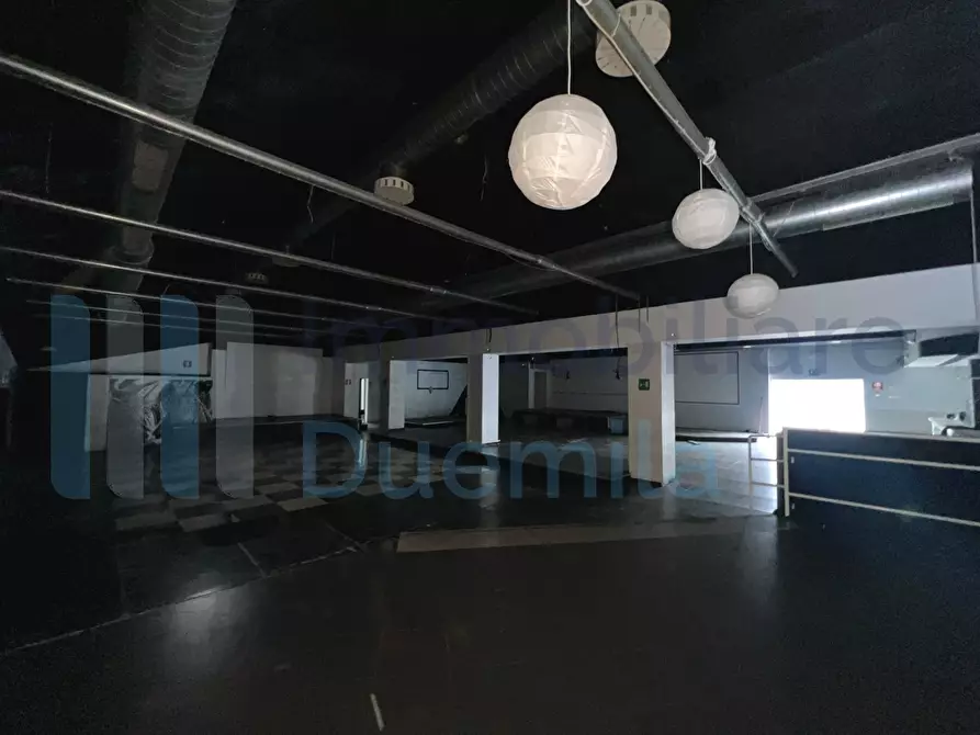Immagine 12 di Locale commerciale in affitto  a Ozzano Dell'emilia