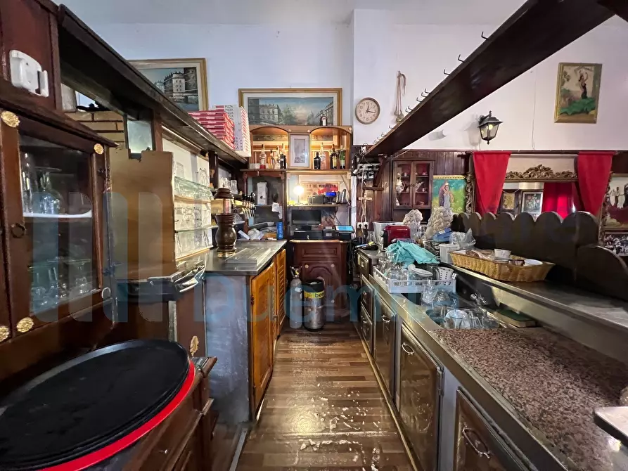 Immagine 6 di Bar / Ristorante in vendita  a Bologna