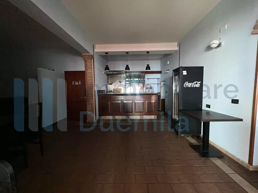 Immagine 37 di Locale commerciale in affitto  a Baricella