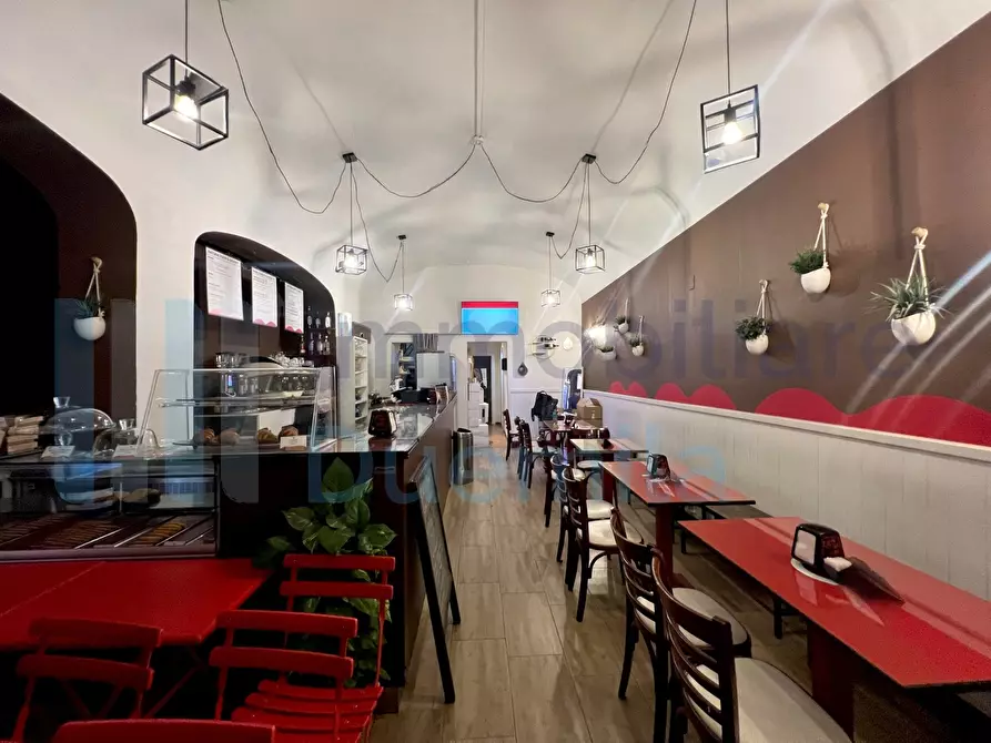 Immagine 1 di Bar / Ristorante in vendita  a Bologna