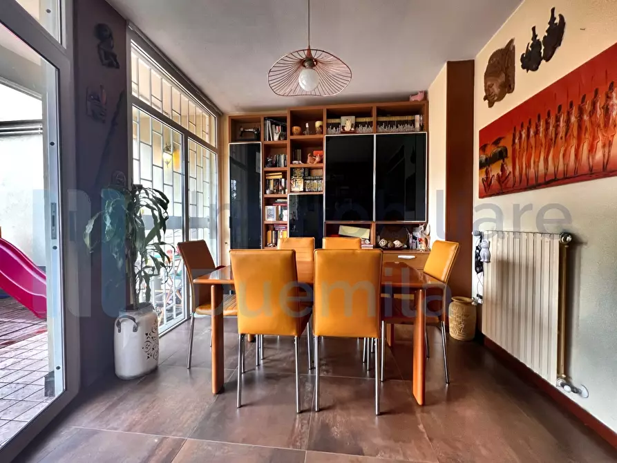 Immagine 9 di Pentalocale in vendita  a Bologna