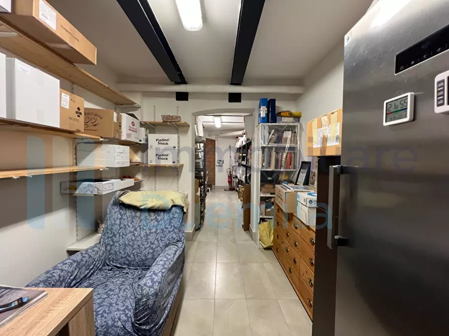 Immagine 25 di Attività artigianale in vendita  a Bologna