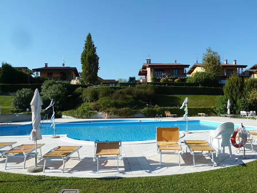 Immagine 2 di Bilocale in affitto  a Desenzano Del Garda