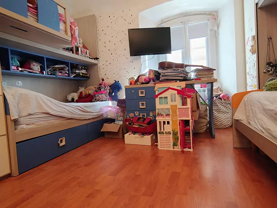 Immagine 12 di Quadrilocale in vendita  in Via Niella a Savona