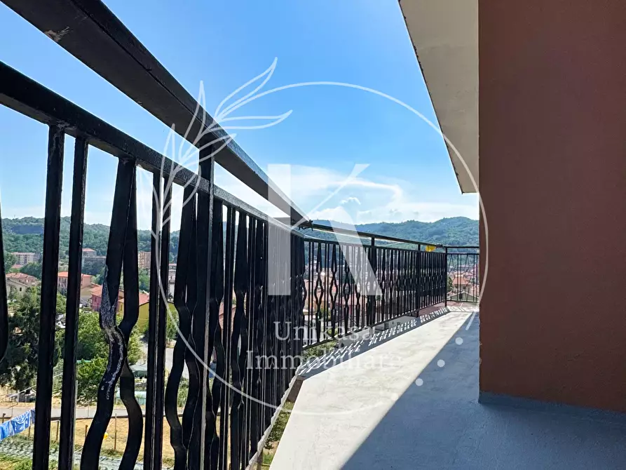 Immagine 6 di Quadrilocale in vendita  in Via Medaglie d'oro 15 a Cairo Montenotte