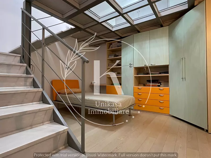 Immagine 41 di Attico in vendita  in Via Paleocapa a Savona