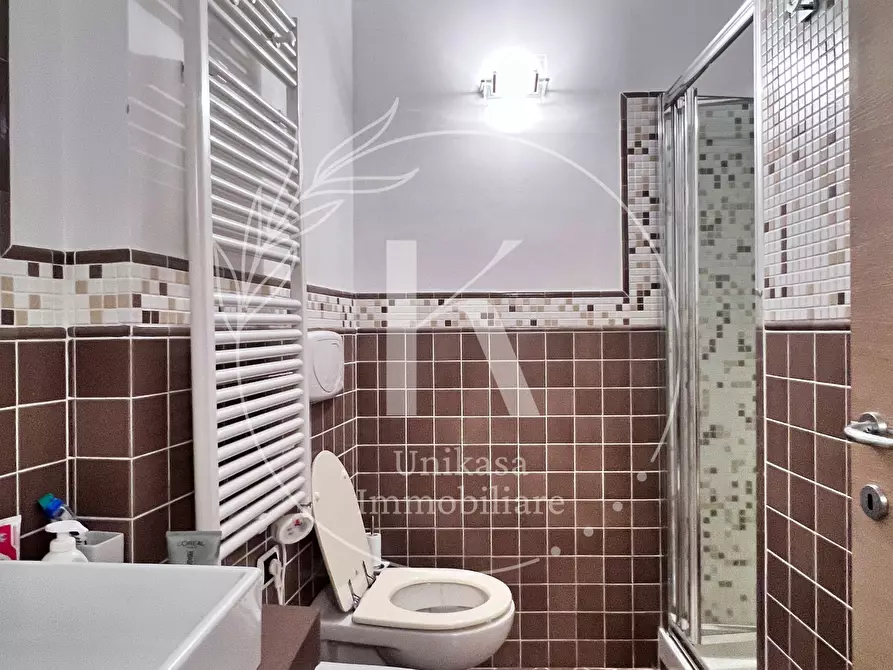 Immagine 34 di Quadrilocale in vendita  in Via Aurelia 454 a Vado Ligure